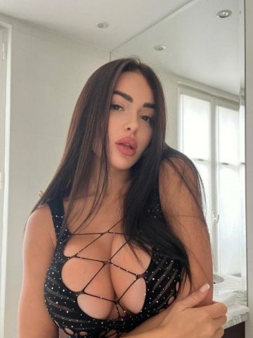 Полина